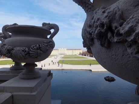 Vienne Wien château schönbrunn schloss parc fontaine neptune