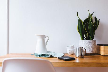 Bonjour, je suis une débile