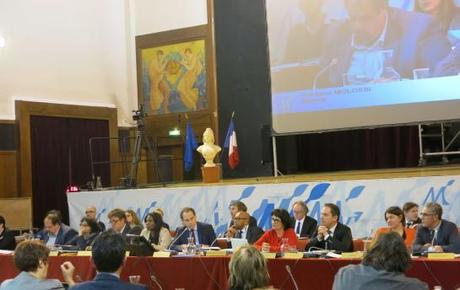 Montreuil, conseil municipal, ce mercredi soir. Les échanges virulents entre la majorité et l’opposition ont parfois fait écho aux débats violents qui animaient le conseil lorsque Dominique Voynet (EELV) était maire de la ville. 