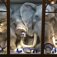 L'Éléphant & Le Magasin de Porcelaine