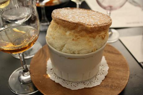 Soufflé chaud au Grand Marnier © P.Faus