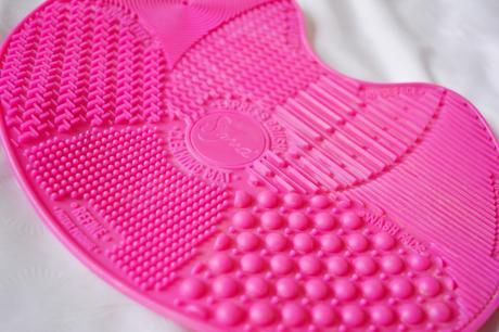 Sigma spa expert brush cleaning map 3