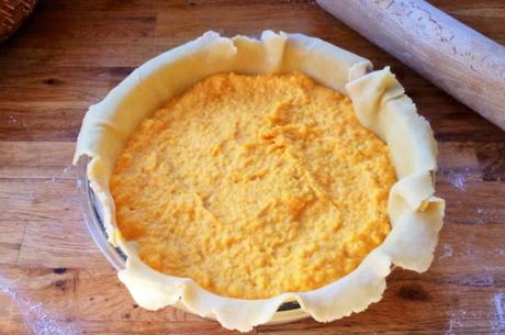 Tourte sucrée à la courge Préparation de la tourte de courge ou Tourta de cougourda - Recette niçoise © Recettes d'ici et d'ailleurs