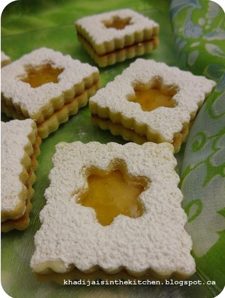 BISCUITS FONDANTS À LA CONFITURE / MELTING JAM COOKIES / GALLETAS SUAVES CON MERMELADA/ ( بسكوي المربى (هش و يذوب في الفم