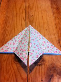 Hello,Pour réaliser se tuto diamant origami , il vous fau...