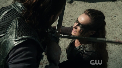 Les critiques // The 100 : Saison 3. Episode 4. Watch the Thrones. Les critiques // The 100 : Saison 3. Episode 4. Watch the Thrones.