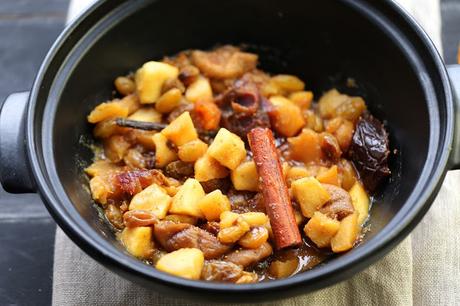 Tajine de fruits d'hiver et fruits secs