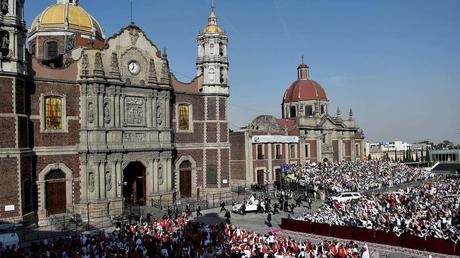L'arrivée du Pape à la Basilique de la Vierge de Guadalupe.