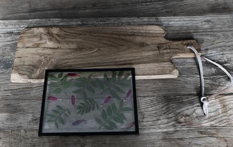 DIY : fleurs et feuillages sous verre