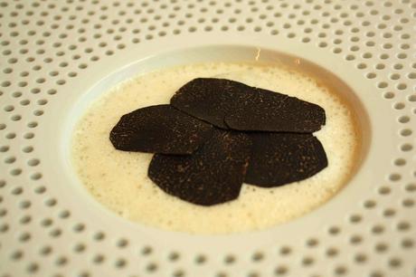 Noix de Saint-Jacques, truffes noires © P.Faus . - copie