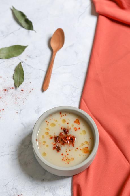 Recette de velouté de céleri rave brisures de noix et paprika