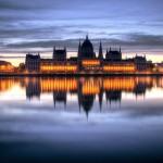 PHOTOGRAPHIE : Mark Mervai visite Budapest