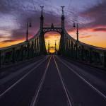 PHOTOGRAPHIE : Mark Mervai visite Budapest