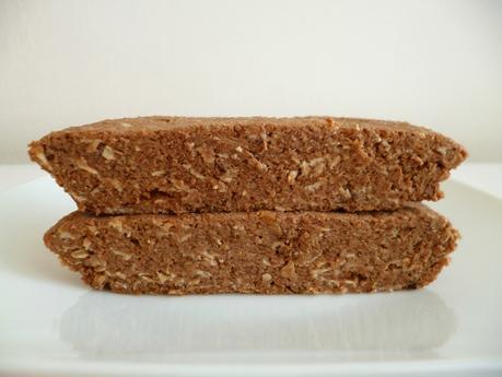 gâteau cru végan sans gluten châtaigne cacao aux protéines de riz et psyllium (diététique, sans beurre ni oeuf, riche en fibres) P1290288