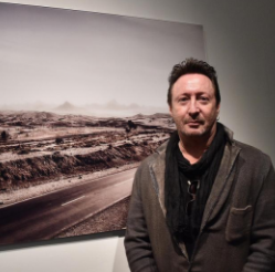 À la Maison de la photo à Lille, Julian Lennon imagine un nouvel horizon pour l’Afrique