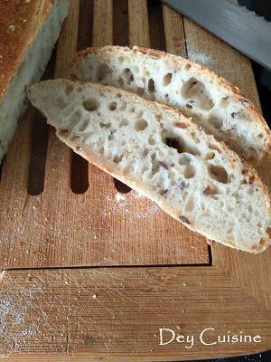Pain aux graines au levain