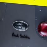 MOTEURS : Paul Smith & Land Rover Defender