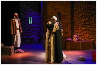 Lapidée à la Comédie Bastille