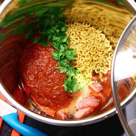 #FamillesCatelli: Des pâtes c'est pas Paleo... On a triché... #notpaleo #Onepotpasta