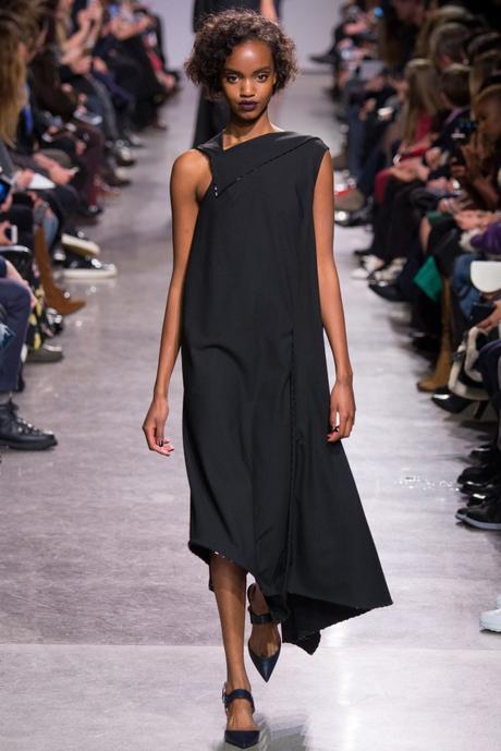 Zac Posen choisit de faire défiler des mannequins majoritairement noirs pour la Fashion Week de New York