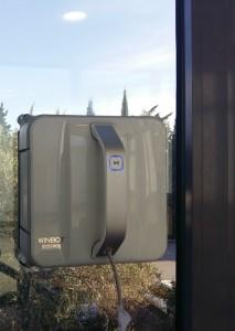 Ecovacs Winbot 850 : test du laveur de vitre