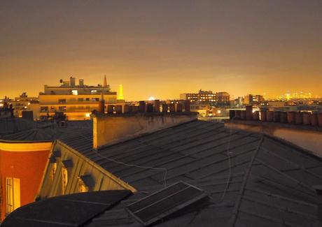 Vue sur les toits de Paris - Auberge de jeunesse Les Piaules Boulevard de Belleville Paris