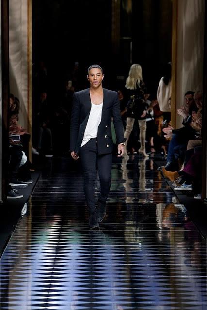 Le romantisme baroque du défilé Balmain...