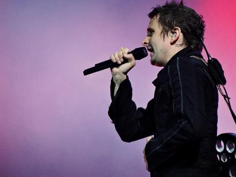 Matthew Bellamy, aux Vieilles Charrues, le 16 juillet 2015. (photo: Léa Fochesato)