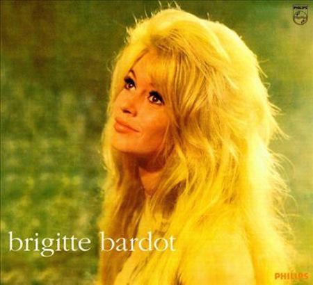 Brigitte Bardot-L'appareil A Sous-1963