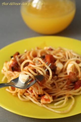 PÂTES AUBERGINES MOZZARELLA