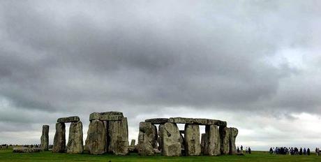 Polémique: qui a transporté les pierres bleues de Stonehenge ? L'homme où les glaciers ?