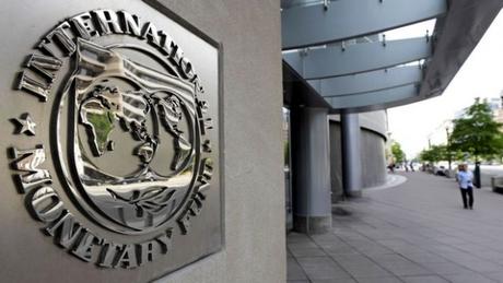 Le FMI met en garde contre les risques pesant sur l'économie mondiale