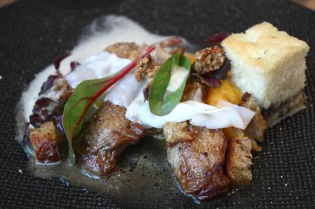 Crémeux butternut, cuisses de cailles rôties © P.Faus