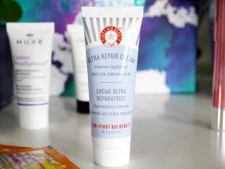 Lookfantastic-Explorer-Beauty-Box-9-Charonbellis-blog-beaute