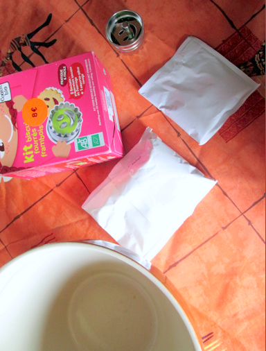 Kit biscuits fourrés framboise – Cookit bio blog cuisine nantes gateaux enfants confiture bio