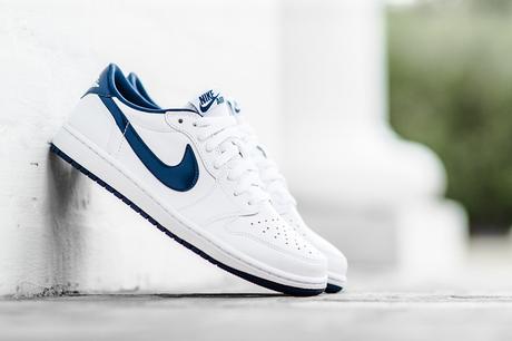Air Jordan 1 Retro Low OG “White/Midnight Navy” (Detailed Pics & Release Info)