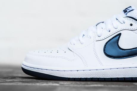 Air Jordan 1 Retro Low OG “White/Midnight Navy” (Detailed Pics & Release Info)