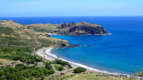 UA POU : L'île aux cailloux fleuris des Marquises