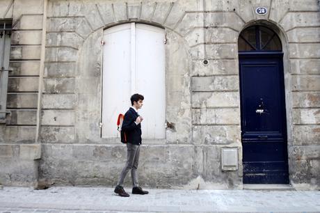 Preppy Sunday Blog_homme_mode_style-bordeaux_rains-backpack-sac-à-dos_harrington_preppy-atelier-particulier-chemise-col-rond-frye-company-cordovan-derby-paris-royalties-chaussettes