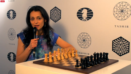 Alexandra Kosteniuk commente le tournoi d'échecs de Moscou - Capture du direct © Chess & Strategy