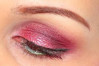 Dégradé de bourgogne pour le Monday Shadow Challenge