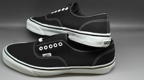 vintage_vans_style_44_authentic_black_canvas_made_in_usa_90s_ni94b_h_1024x1024