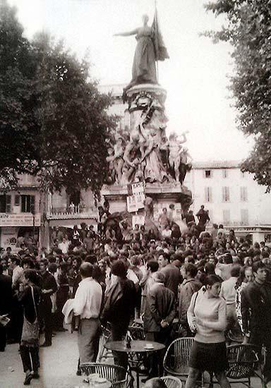 La plaço dóu mounumen 244348372.jpg