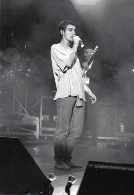 Blonde & Idiote Bassesse Inoubliable*******************The Lion & The Cobra par Sinead O'Connor