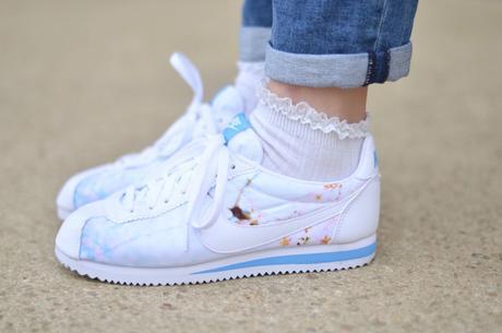 #3 LBES Look at my Socks #3 LBES Look at my Socks