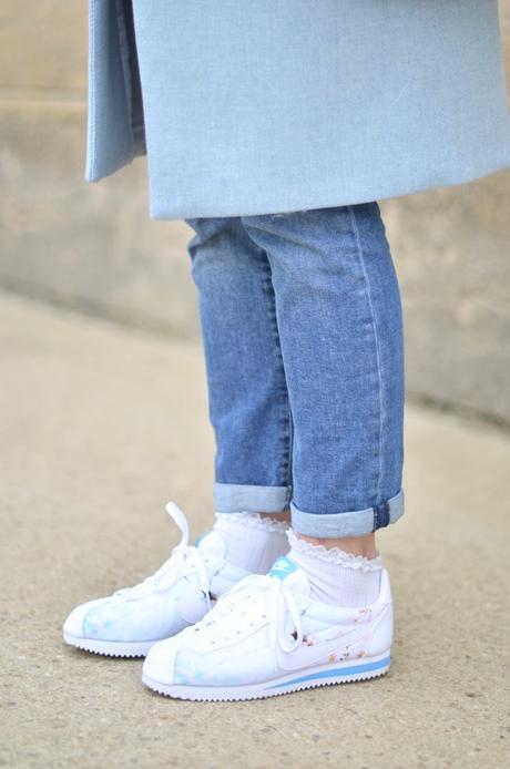 #3 LBES Look at my Socks #3 LBES Look at my Socks