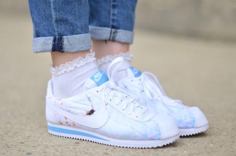 #3 LBES Look at my Socks #3 LBES Look at my Socks