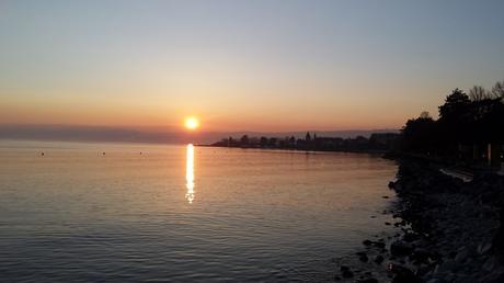 Quai d'Ouchy, le 18 mars 2016, 18 heures 25, 24 heures tout juste avant que ne commence l'an soixante-cinq de mon âge ...