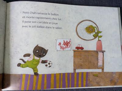 Petit Chat et le ballon