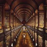 DUBLIN : La bibliothèque de Trinity College